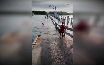 Masyarakat Was-Was Jembatan Amblas: Semoga Cepat Tuntas