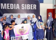 Kebakaran Bedeng Arab, Srikandi UP ZIS Srimenanti Serahkan Bantuan Untuk Korban