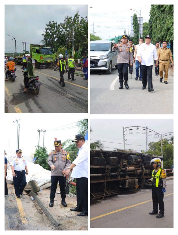 Truk Terguling di Jembatan Way Seputih, Sat Lantas Polres Lampung Tengah Gerak Cepat Lakukan Evakuasi Urai Kemacetan