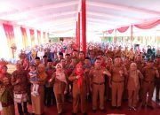 Cegah Anemia Pada Remaja, Walikota Eva Dwiana Bagikan Tablet Penambah Darah