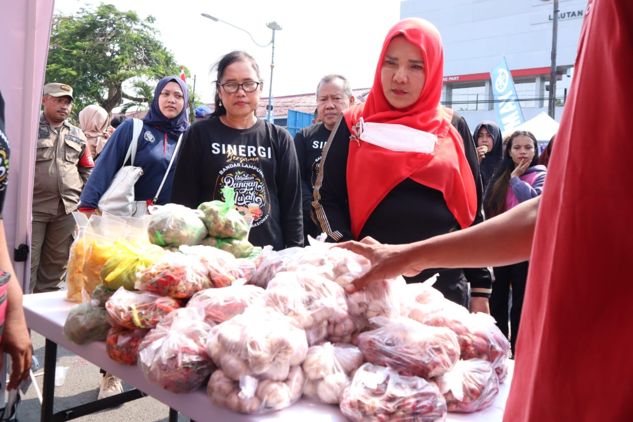 Pemkot Bandarlampung, Bulog, dan BI Gelar Gerakan Pangan Murah 