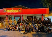 14 Remaja Pelaku Perang Sarung Dan Ikat Pinggang Besi Di Tangkap Polisi.