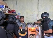 Patroli Preventif Strike : Tim CRT Polres Metro Amankan Puluhan Orang Dan Miras.