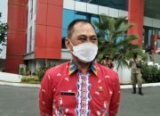 Bantu Pandawara Group, Pemkot Turunkan 60 Petugas Bantu Bersihkan Pantai di Bandar Lampung