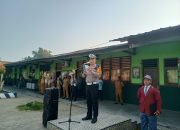 Police Goes To School Satlantas Polres Metro.