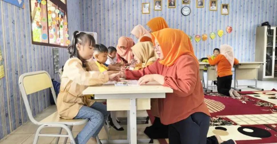 Keceriaan – Kegembiraan Belajar dan Bermain Siswa Sekolah Disabilitas Bunda Bandar Lampung