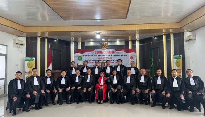DPD Ikadin Lampung Lantik 18 Pengacara 