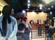 Sidang Perdana Pengeroyokan Terhadap Putri Diana, Orang Tua Korban Minta Hakim Berikan Hukuman Seberat Beratnya.