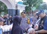 Kapolres Metro Gandeng Harley Davidson Club Indonesia Bagikan Takjil Ke Masyarakat
