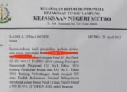 Satreskrim Polres Metro Limpahkan Berkas Guru Cabuli Siswi SMP Asal Trimurjo.