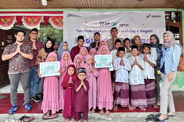 Penuh Haru, Pertamina Patra Niaga Lampung Hadirkan Senyum di Panti Asuhan Lewat Santunan dan Doa Bersama 3