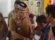 Walikota Distribusikan Bantuan Pemerintah Pusat Bagi PKM Dan KKS Metro.