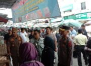 Rafiq Dan Ketua DPRD Tinjau Pasar, Pantau Ketersedian Sembako.