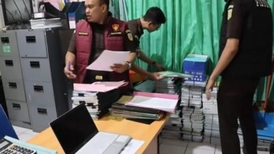 Kantor DPK3 Kota Metro Di Geledah Tim Penyidik Tindak Pidana Khusus Kejaksaan.