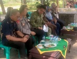 Kodim 0411/ KM Rehab Jembatan Gantung Merah Puti Di Taman Capit Urang.